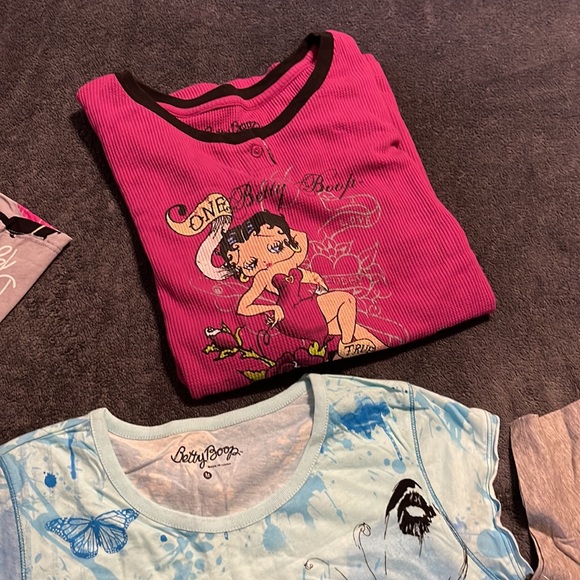 Sleeveless Betty Boop T-shirts with tags and 1 pair Sleeping pants - Picture 5 of 8